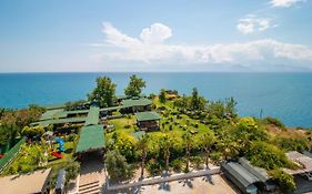 Golda Hotel  3*